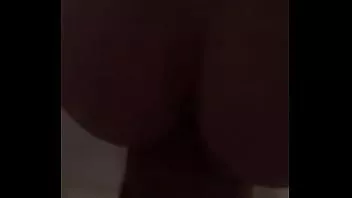 播放 他承诺这只是为了让他手淫