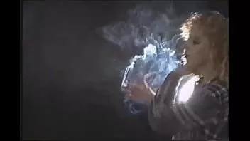 Reproducir Fetiche de fumar - veintisiete minutos - ann smoking