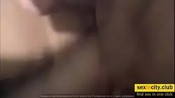 চালান আমাকে তার squirt চোষা চোষা করতে দেখুন