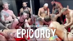 Abspielen Orgie des Jahrhunderts: 21 Jungs, die in Barcelona bareback gehen - Unbekannter Mars