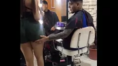 Redare CUMING HARD 'TUNITORI: Pizda anală a adolescenței devine creampietă în triplă publică