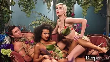 Reproduzir Deeper. uma fita asmr desbloqueia a fantasia sexual distorcida de Alina