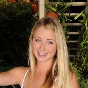 Pornostar Casi James