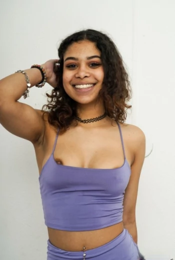 Bintang porno Jeni Angel