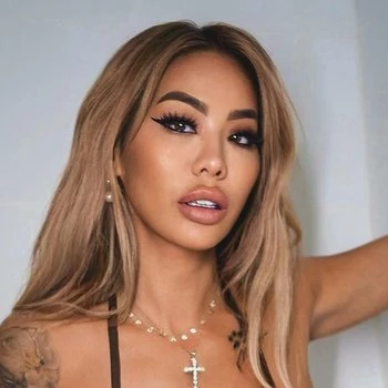 Pornstar Victoria Liu