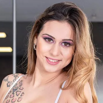 Bintang porno Bella Rico