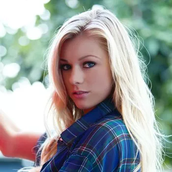 পর্নস্টার Nikki Leigh